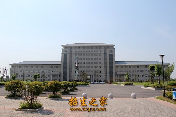 江苏盐城交通技师学院