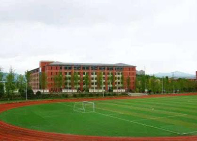 贵州铜仁交通学校2002年招生录取分数线
