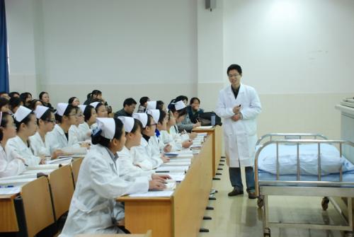 贵州省临床护理专业如何,遵义针灸卫校