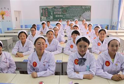 2020遵义护理专业学校的报名要求