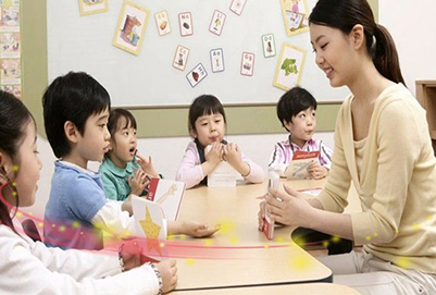 重庆幼师学校：女生学幼师好不好