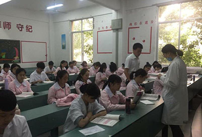 成都卫校包不包就业?在哪里就业?