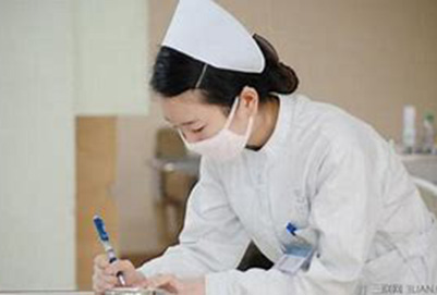 成都卫校:护士与护师是有区别的