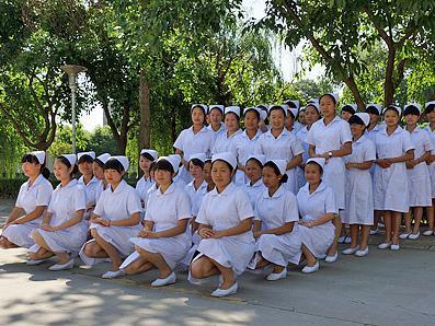 成都卫生学校2020年报名方式介绍