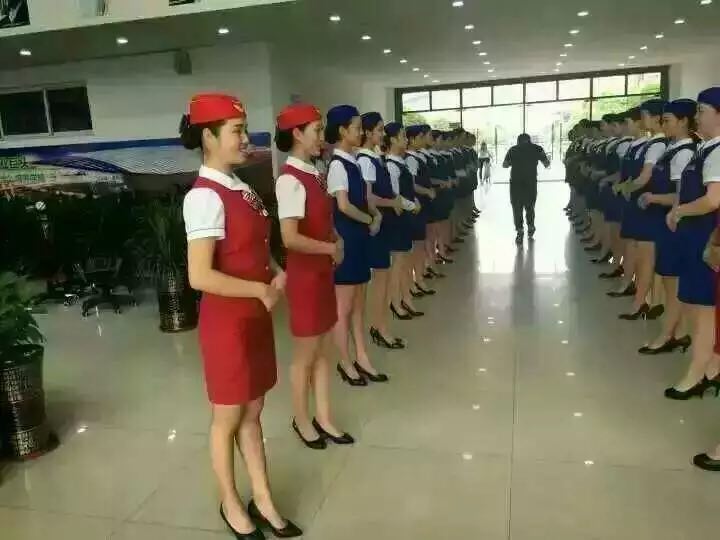 重庆轻轨学校的城市高铁交通控制专业就业方向