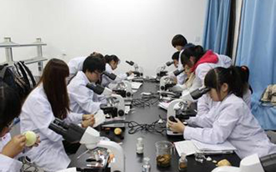 贵州省人民医院护士学校高级护理专业就业方向介绍