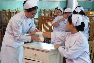 重庆卫校管理如何