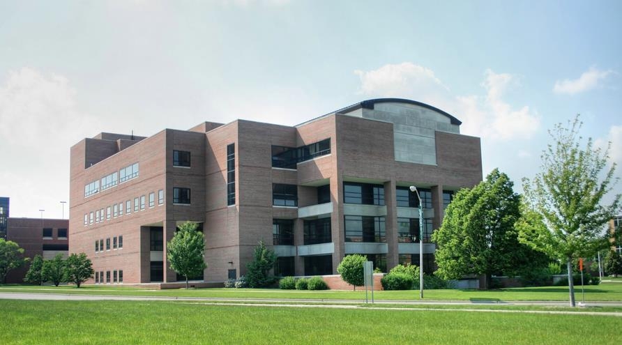 成都希望职业学校招生老师联系号码是多少？