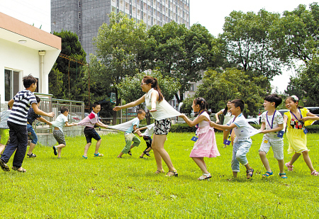 成都护理学校讲讲国内男护士的就业形势