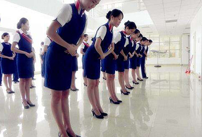 重庆空乘模特专业可报大学有哪些