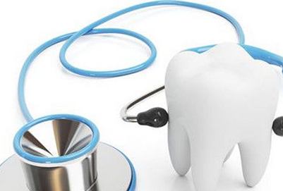 重庆口腔医学技术专业学校学费大概多少