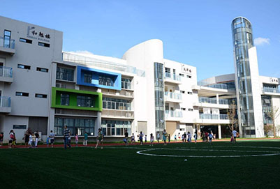 2019年报读重庆市育才职业教育中心有哪些助学政策呢？