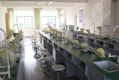 云南省林业高级技工学校实验室