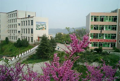 2019年重庆市永川职业教育中心收费标准