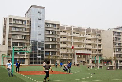 重庆两江铁路职教中心招生办联系电话