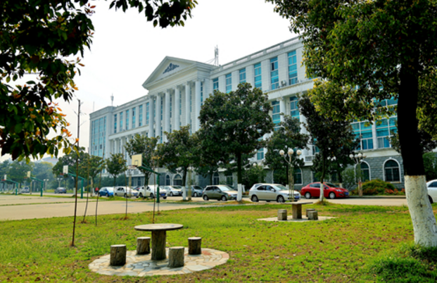 荆州职业技术学院