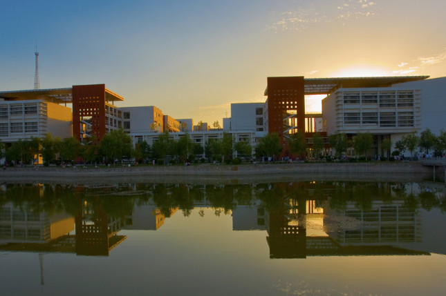 河南大学医学院