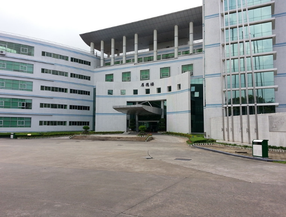 涡阳卫生学校校园环境