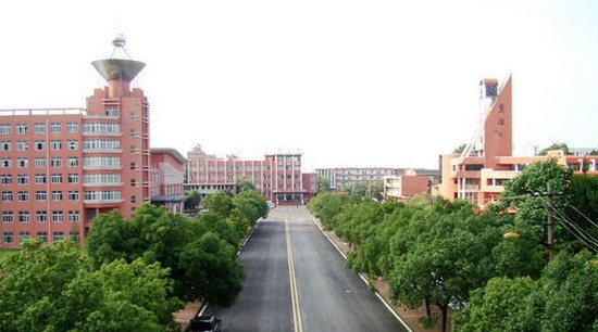 鹰潭职业技术学院