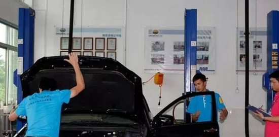 汽车检测与维修专业