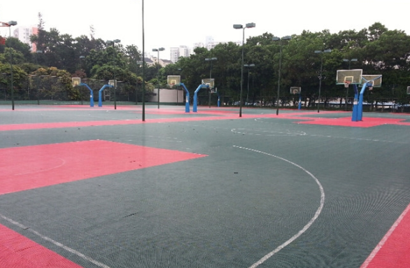 （黑龙江省鹤岗卫生学校）校园环境