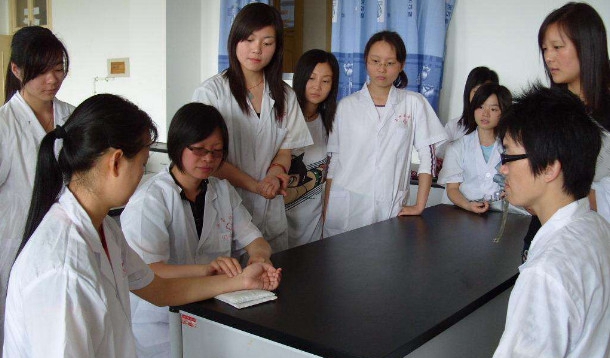  北京中医学专业学校怎么样？哪个好？