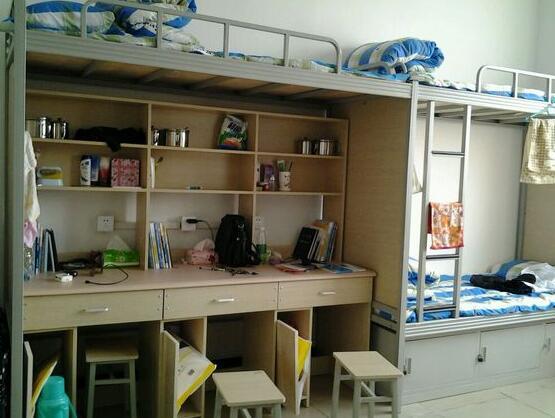 学生寝室 (1)