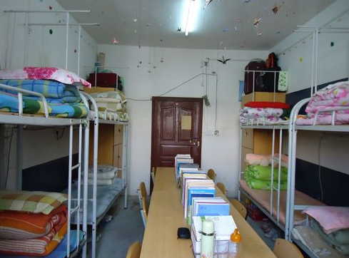 宿舍图片 (2)