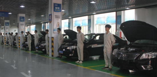 汽车检测与维修专业