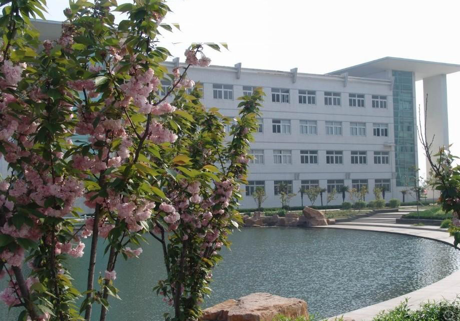 安徽中医药高等专科学校1