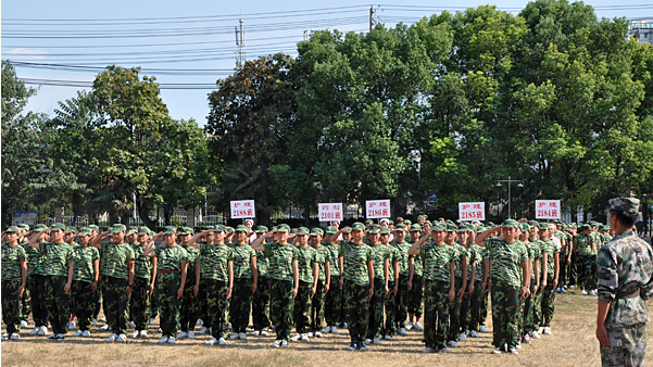 （海南省第三卫生学校）校园环境01