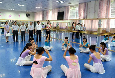 2019年重庆幼师职业学校教师数量多吗