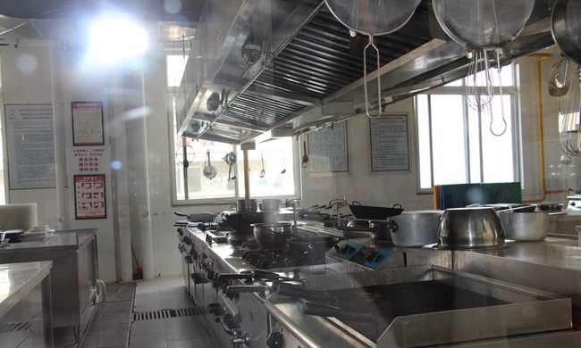 乐山市旅游学校烹饪专业-西餐工艺实训室