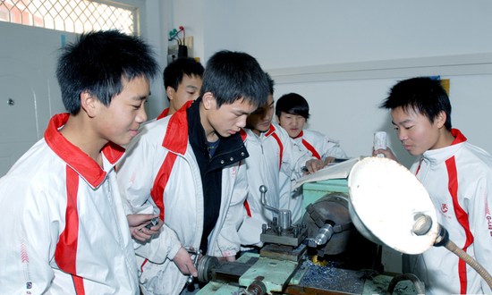 古蔺县职业高级中学校（古蔺职高）机械专业实训课