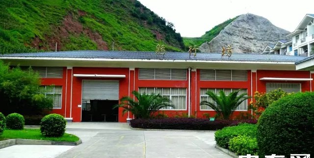 甘洛县职业技术学校（甘职校）实训室