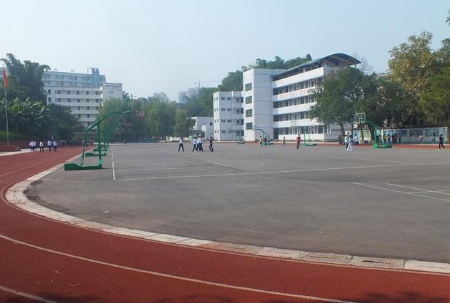 宜宾上宁县职业高级中学校（长宁县职业技术学校）篮球场