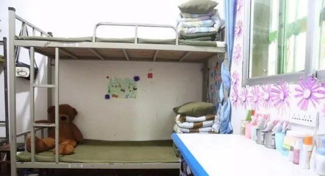 达州市职业高级中学(达州职高)干净整洁的学生寝室