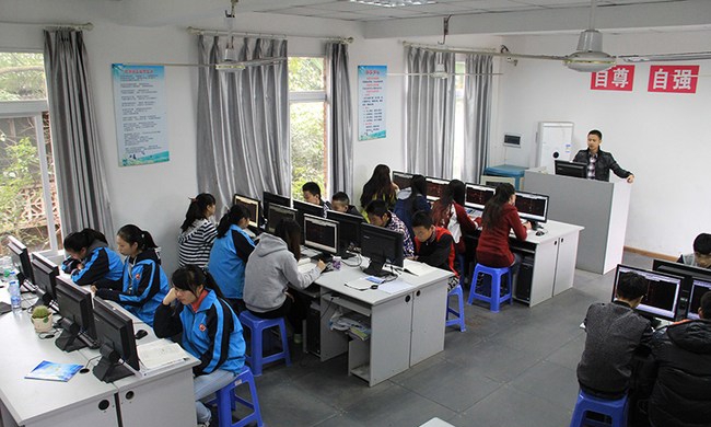 自贡市电子信息职业技术学校（自贡电信职校）计算机实习处（2）