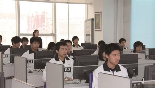 哈尔滨市信息工程职业技术学校